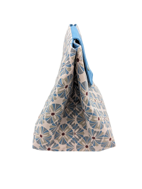 Trousse à grande ouverture "Rosaces bleues"