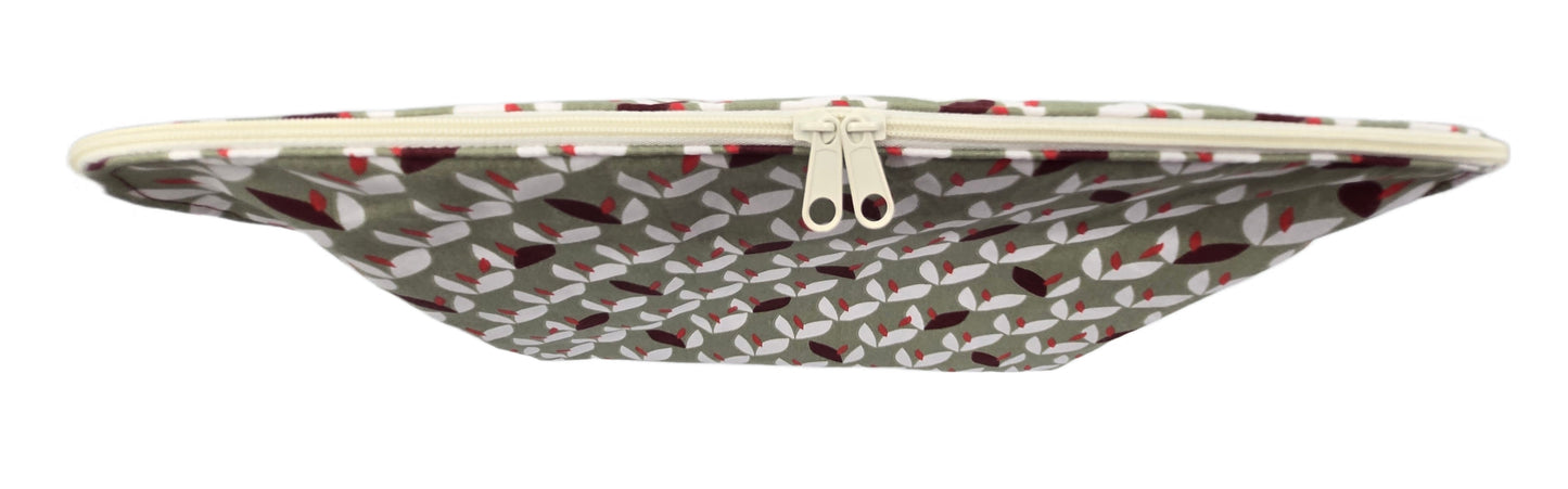 Maxi-trousse "Fleurs blanches et bordeaux"