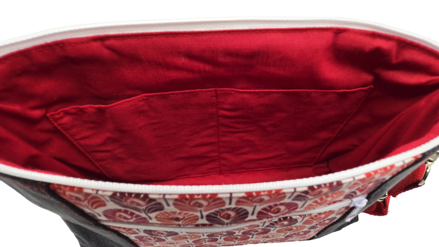 Sac à main artisanal jeans noir et plumes rouges