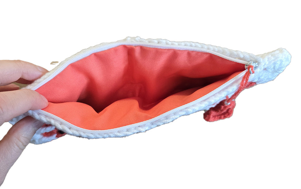 Trousse au crochet corail grand format