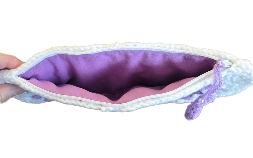 Trousse au crochet violette grand format