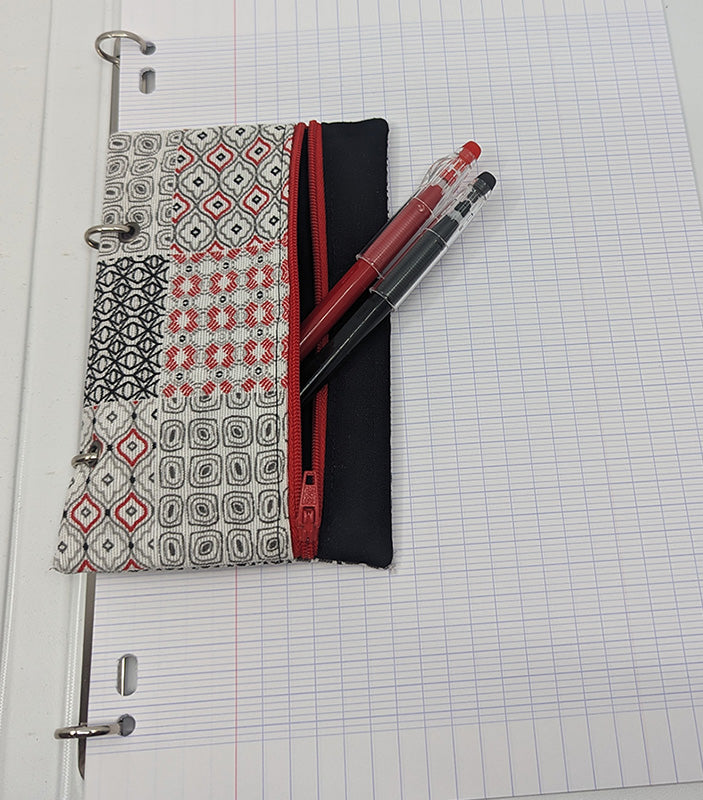 Trousse pour classeur "Mosaïque" noir et rouge