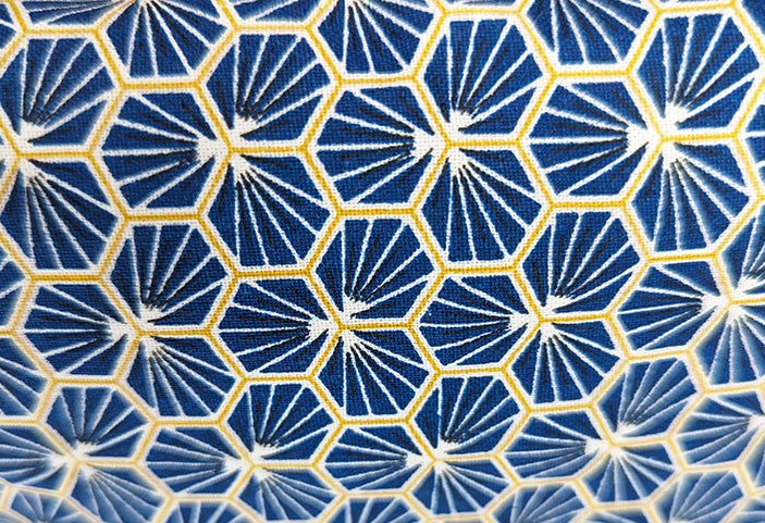 Trousse avec poche extérieure "Fleurs japonaises" bleue