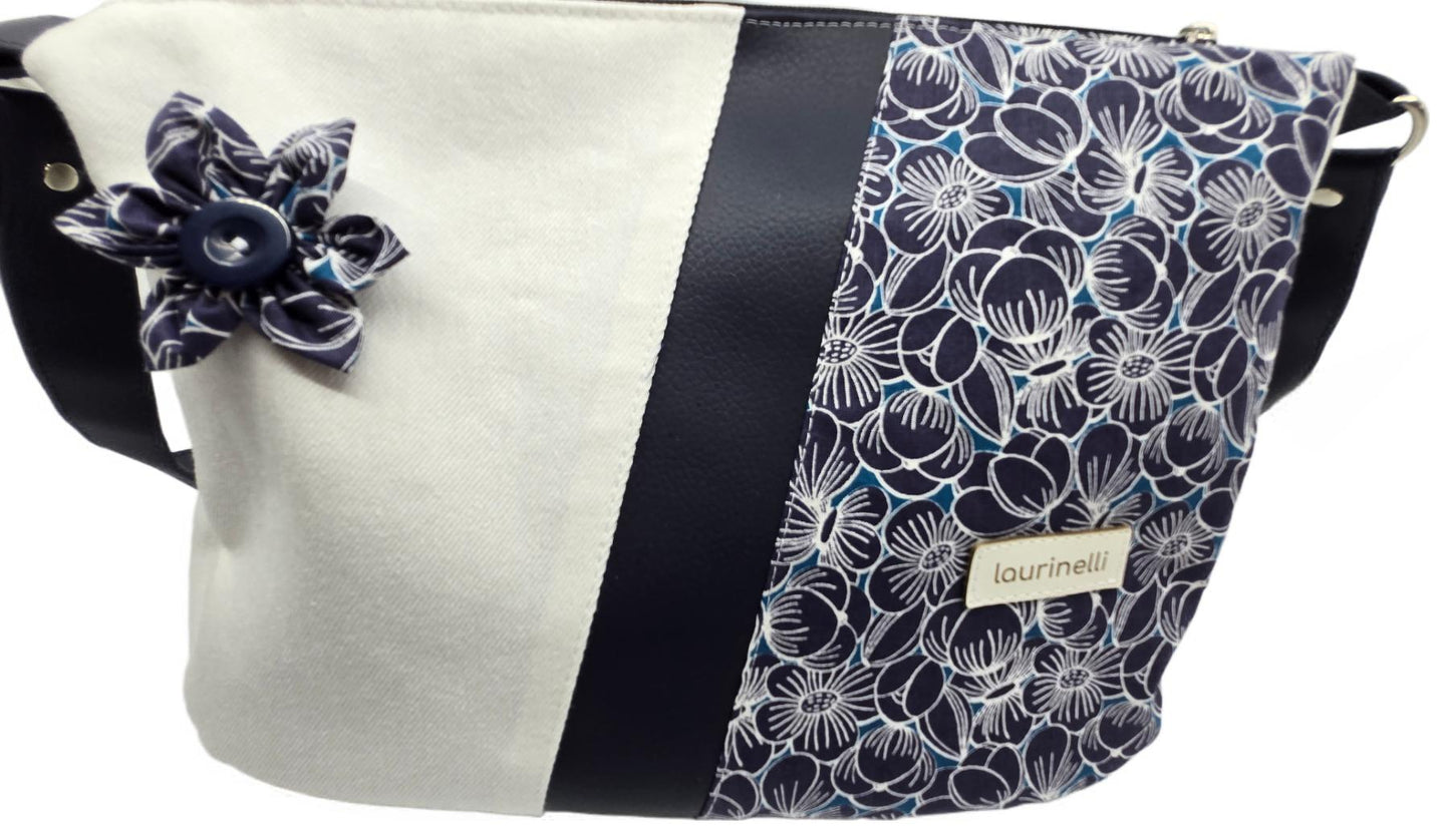 Sac à main artisanal en denim blanc "Fleurs marines"