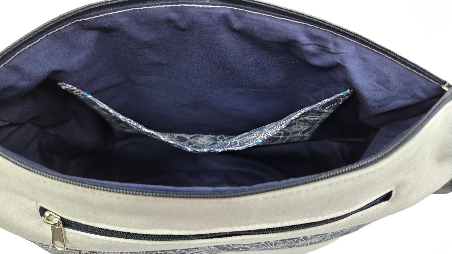 Sac à main artisanal en denim blanc "Fleurs marines"