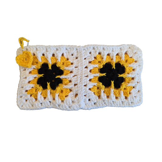 Trousse au crochet jaune grand format