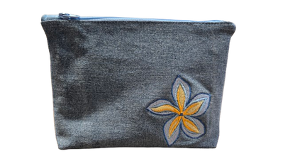 Pochette en jeans avec broderie fleur